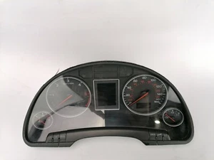Audi A4 B6 Cabrio Speedometer Instrument Cluster Tacho Diesel - Picture 1 of 8