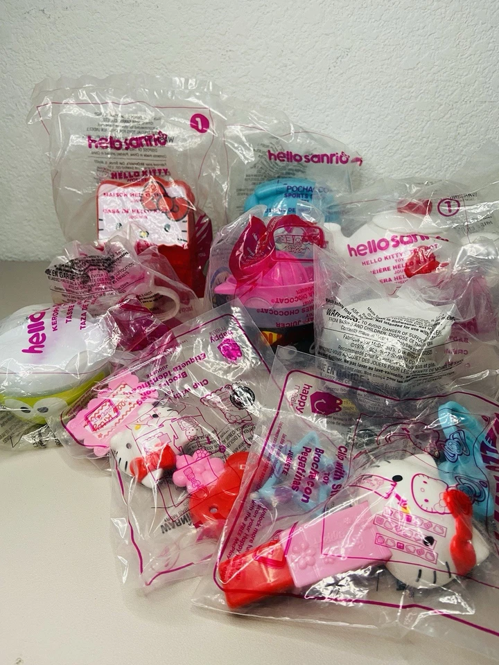 Lote Mixto de 9 Juguetes McDonalds Happy Meal Juguetes Sanrio Hello Kitty Foto 1 de 4