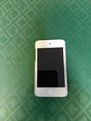 Apple iPod touch 4th Generation 32GB - White - Image 1 of 4