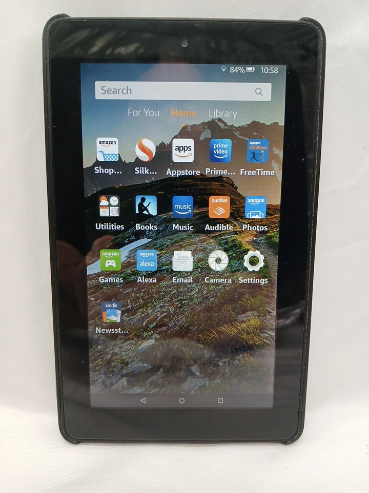 Amazon Kindle Fire 5th Generation Black Wi-Fi, 2GB With Cover - Image 1 of 4