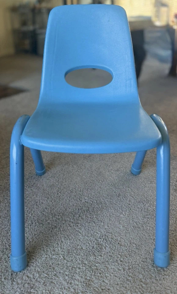 "Silla apilable para niños con marco de acero resistente asiento de 15,5"" azul resistente calidad gordita" Foto 1 de 4