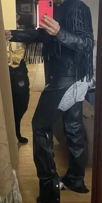 Chaqueta de moto con flecos de cuero para mujer Med. ¡Con tapas XS! ¡Nunca usado! Foto 1 de 4