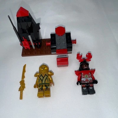 Lego Ninjago Lote Oro Ninja Rock Warrior Armas y Lanzador Foto 1 de 4