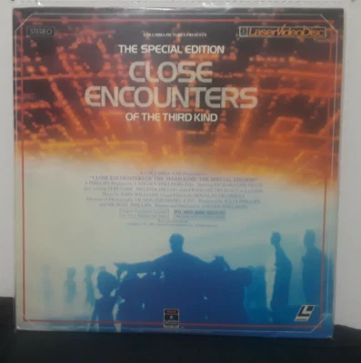 Close Encounters of the Third Kind Two Disc Laser Disc 1977, 1980 - Image 1 of 4