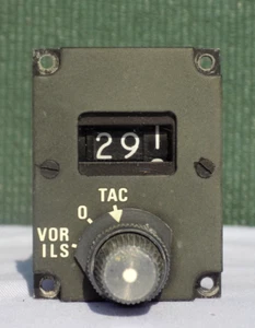 Vintage Aircraft Cockpit Instrument (Boite d' affich et de commut) Memorabilia - Picture 1 of 15
