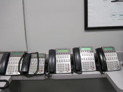 Nec DSX-80 Key Telephone System & 5 DSX-22B Display Telephones - Image 1 of 4
