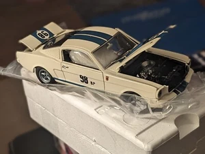 SLEEK 1965 GT350R THE FLYING MULE BRIGHT WHITE/BLUE ACME DRIVER'S MIRROR MISSING - Picture 1 of 22