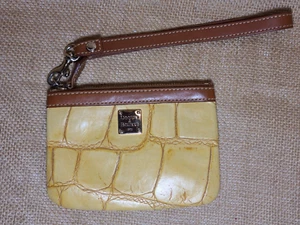 Dooney & Bourke Leather Croc Wristlet - Zipper - Orange / Gold - FREE SHIPPING - Picture 1 of 2