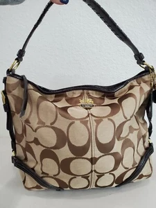COACH CHELSEA 18903 KATARINA SIGNATURE CANVAS/PATENT LEATHER HOBO TOTE BAG 12X14 - Picture 1 of 11
