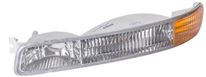 Conjunto de luces de señal de giro TYC 12-5104-01-9 izquierda para 2001-2006 GMC SIerra y más - Imagen 1 de 2