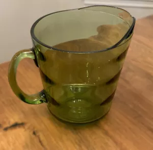 VINTAGE JADE GREEN 56 OZ PITCHER 6.5” H X 5.5” Diameter *ASNEW - Picture 1 of 6