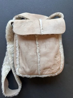 Old Navy Shearling Crossbody Bag Beige Faux Suede Fleece Y2K Chic Boho Work Wear - Image 1 of 4