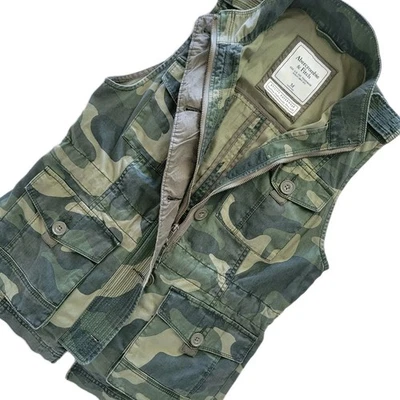 Abercrombie & Fitch Camo Vest Women's Size M Green Camouflage Cargo Utility A&F - Image 1 of 4