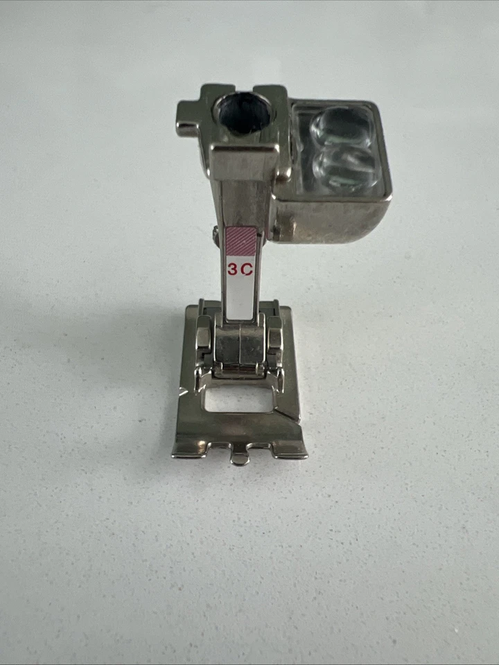 Genuine Bernina Manual Buttonhole Foot #3C - 9mm - New Style - Image 1 of 1