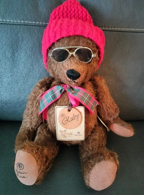 Robin Rive 14" Jointed Mohair Teddy Bear "Ruby" – Countrylife New Zealand - Image 1 of 4