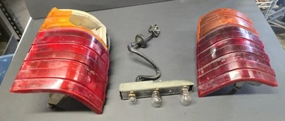 1984 Mercedes Benz 300TD W123 Wagon Rear Broken Taillights Bulb Holders Barn#51 - Image 1 of 4