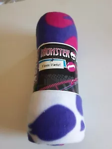 MONSTER HIGH Beasties 120cm x 150cm Fleece Blanket Throw Licensed New - Picture 1 of 7