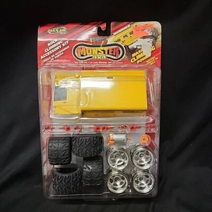 Fast Lane Super Slicks Monster Hummer 4x4 Kit 1:24 Yellow GM(MODEL RIMS & TIRES) - Picture 1 of 4