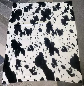 Cow Print Blanket Soft Warm Plush Cow Blanket Throw Lightweight Fleece 64 X 50 - Picture 1 of 4