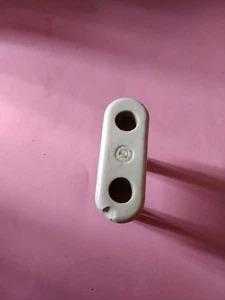 Sicherungshalter zum Nachfüllen Porzellan Spindel 9 mm Abstand 3 cm Sicherung 25 AMPERE  - Bild 1 von 2