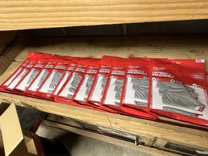 Milwaukee Box Of 12 3 Pack Face Masks - Picture 1 of 3