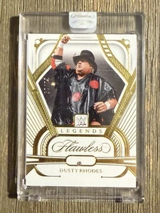 2024 Panini impecable leyendas de la WWE Dusty Rhodes oro gema diamante/25 - Imagen 1 de 2