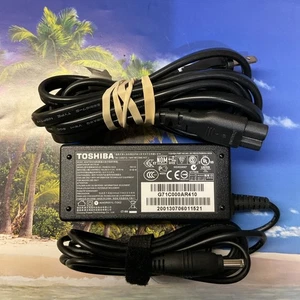 Original Toshiba Netzteil Adapter PA3822U-1ACA 19V 2,37A 45W mit Netzkabel - Bild 1 von 3