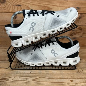 On Running Turnschuhe Damengröße UK 7,5 Cloud X 3 weiß schwarz Fitnessstudio Schweizer Schuhe - Bild 1 von 13