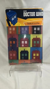 Mantel Doctor Who patrón Tardis completo BBC de Underground Toys nuevo - Imagen 1 de 1