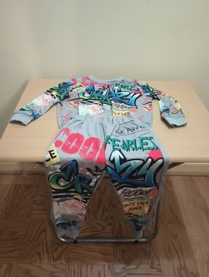 Traje de chándal Shein para niños talla 6y Foto 1 de 2