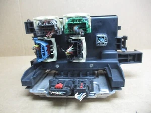 05-07 Chrysler 300 Totally Integrated Power Module Fuse Box TIPM 04692031 READ - Picture 1 of 7