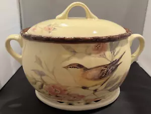 Vintage Celebrating Home Somerset Songbirds Casserole Dish, Lid & Trivet Winget - Picture 1 of 14