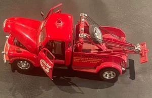 Jada Toys 1953 Chevrolet Towing 1:24 Scale  Thunder Towing - Picture 1 of 6