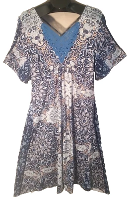 Vestido World Unity Favorecedor Azul Boho Encaje Adornado Espalda Abierta XL NUEVO CON ETIQUETAS Foto 1 de 4