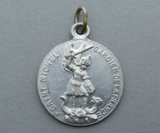 Francês, uma guerra mundial Pingente Religioso Antigo. Saint Michel Michael Archange. Medalha.