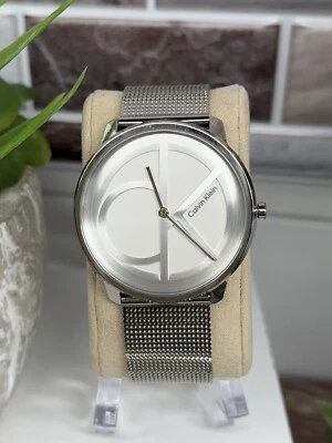 Reloj Calvin Klein Plateado Icónico Cara CK Acero Inoxidable Malla Banda Unisex 40mm Foto 1 de 4