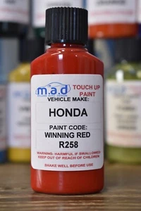 TOUCH UP MOTORBIKE PAINT 30ML BOTTLE FOR HONDA WINNING RED R258 - Picture 1 of 4