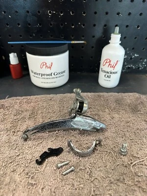 Desviador delantero vintage para bicicleta de carretera Huret hecho en Francia Foto 1 de 4