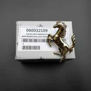 Ferrari 430 458 488 Front Bumper Horse Emblem Gold 60032109 Brand New(1 Piece) - Foto 1 di 3