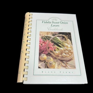 Vintage 90s Cookbook Vidalia Sweet Onion Lovers Recipes Bland Farms - Picture 1 of 15