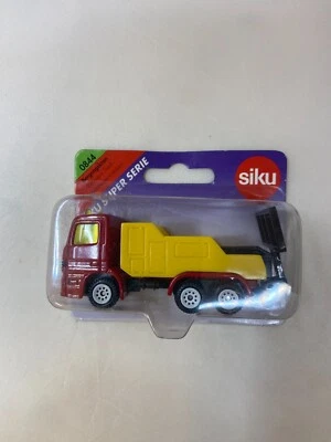 SIKU 0844. MB tow truck with lift bar - Image 1 of 2