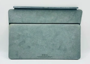 Apple Smart Keyboard (A1829) for 10.5-inch iPad Pro MPTL2LL/A - Open Box - Picture 1 of 3