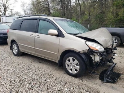 Fuse Box Engine Fits 07 SIENNA 2480827 - Image 1 of 4