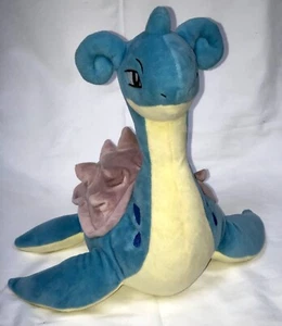 Peluche Pokemon 12"" Lapras Color Azul Amarillo Y Púrpura Claro Selección WCT 2018 - Imagen 1 de 10