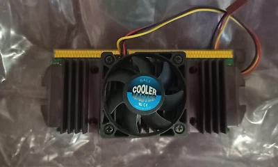 Celeron 300A 66 classic P2 300A-66 Slot 1 CPU with fan WORKING Excellent cond - Image 1 of 3