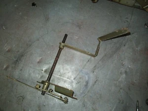 Wurlitzer 3110 Jukebox Mechanism Bracket - Picture 1 of 3