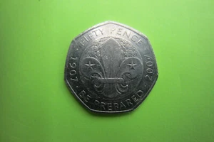 50p coin 2007 Scouting Free Postage - Picture 1 of 2