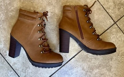 Botines para mujer Andiamo Adunbar con cordones imitación gamuza tacón bloque talla 8M tostado Foto 1 de 4