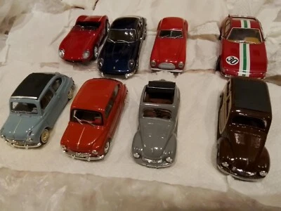 1,43 AUTOMOBILI  BRUMM  / HOT WELLS /  EDICOLA,  8 PZ. - Immagine 1 di 4