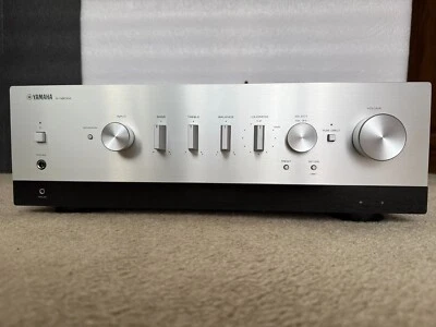 Yamaha R-N800A Network Receiver with Phono and Built-in DAC (Silver) - Image 1 of 4